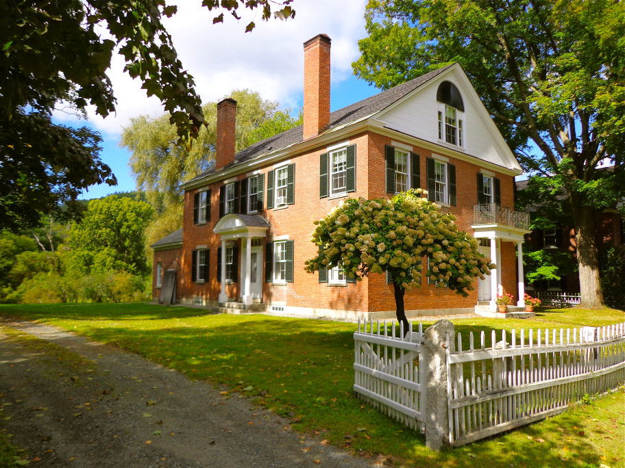 colonial style homes usa
